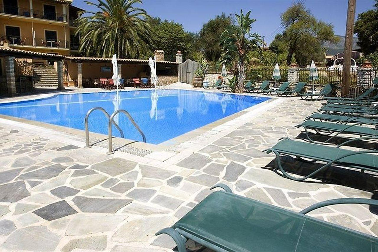 Yannis Servos Barbati Apartments Exterior foto
